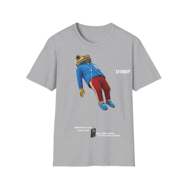 Bad Bunny Frog DTMF "Mientras uno está vivo uno debe amar los más que peda" T-Shirt | Bad Bunny Merch | DTMF Merch